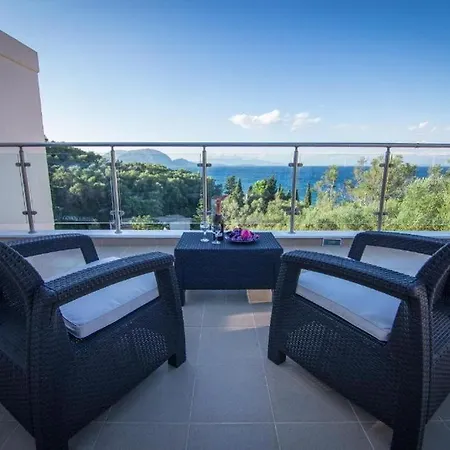 Seaview Villa *