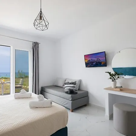 Diamond Arillas Luxury Apartment