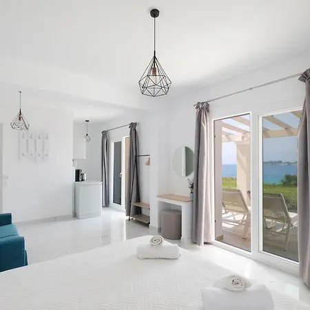 Diamond Arillas Luxury Apartment