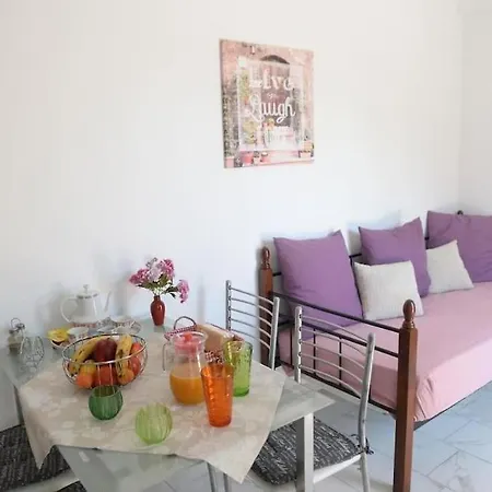 Filoxenia Rose Apartment Alepou