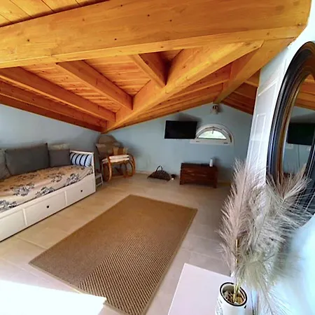 Apartment Beachfront Loft - Agios Gordios, Corfu *