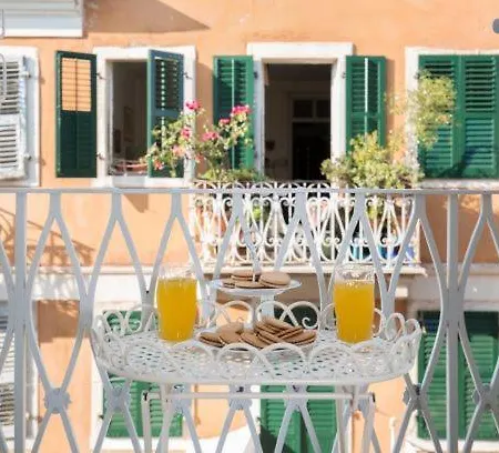 Apartment Downtown Oasis Penthouse Corfu (city)