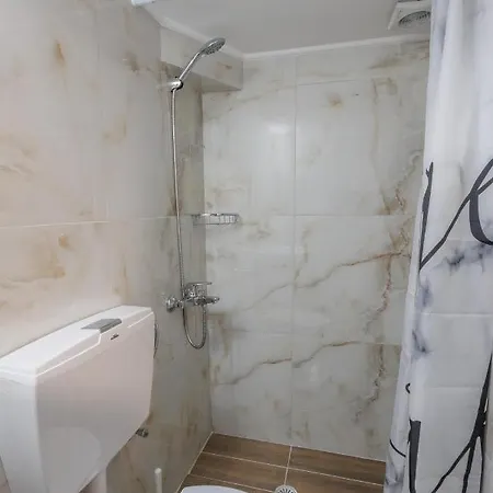 Casa Lefteritsa Apartment *