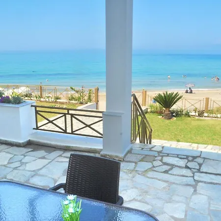 Beachfront 4-bed Luxury - Agios Gordios, Corfu, Greece
