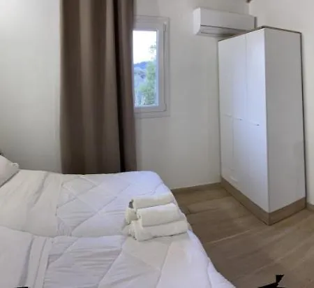 Aparthotel Mythos Apts Rentit *