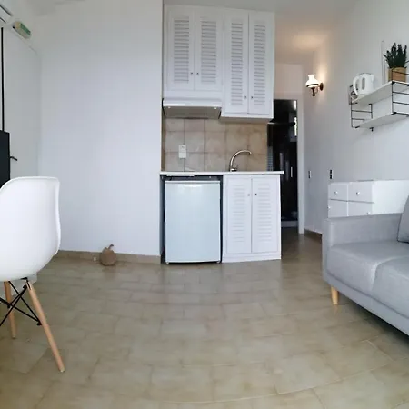Apartment New Era 31 Menigos *
