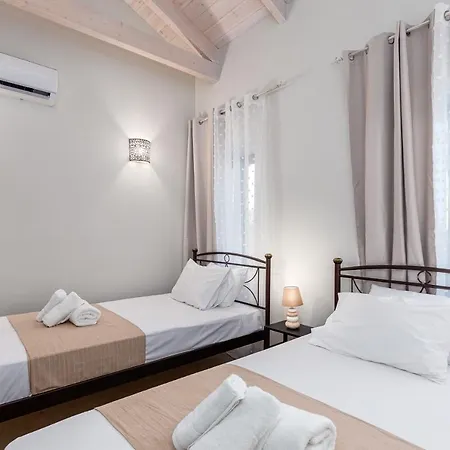 Holiday home Kapo'distria Maison I Agios Matthaios (Corfu)