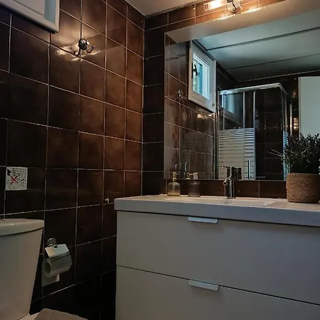 New Era 31 Menigos Apartment