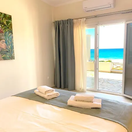 Apartment Beachfront 4-bed Luxury - Agios Gordios, Corfu, Greece Agios Gordios (Corfu)