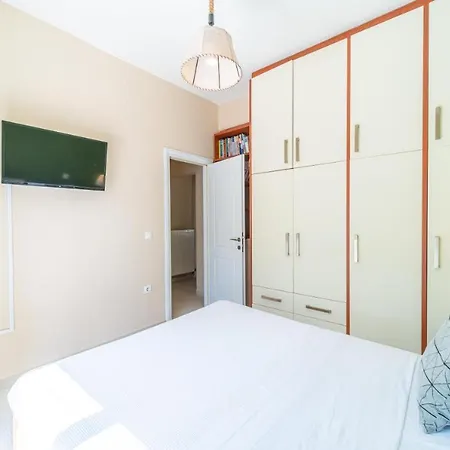 Holiday home Irini's