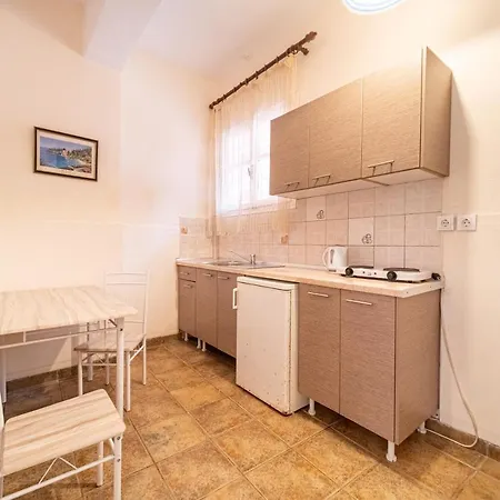 Apartment Arianna 15 *