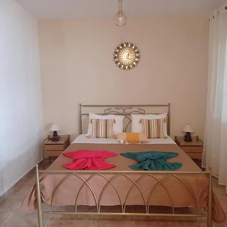 Apartment Elena Mesongi