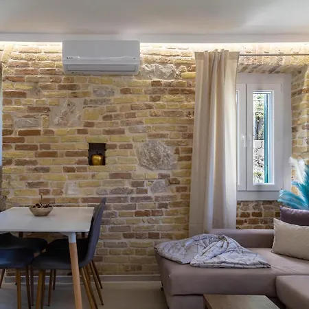 Castello Nuovo By Corfuescapes Apartment *