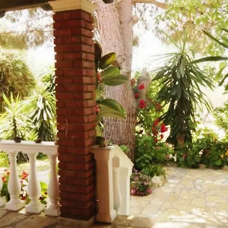 Messavrissi Holiday home Halikounas