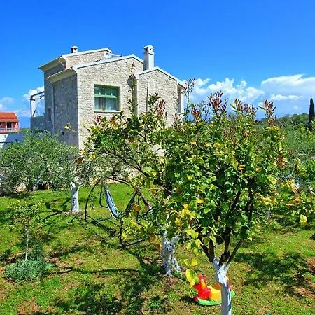 Villa Elaia By Posarellivillas *