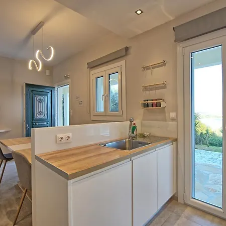 Villa Beachfront Seasun By Posarellivillas Agios Spyridon (Corfu)