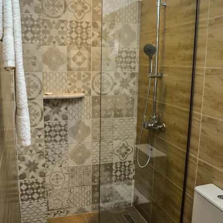 Golden Mile Studio-apartment Ipsos