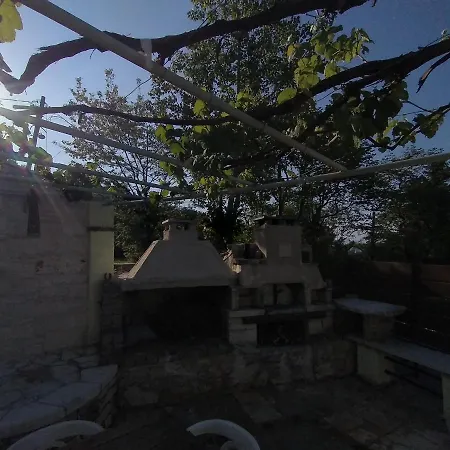 Holiday home Stonemakers Hide