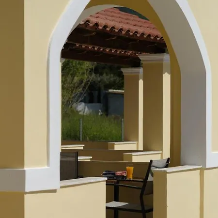 Feeloxenia Corfu Appartement *
