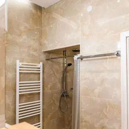 Apartment Antiopi's *