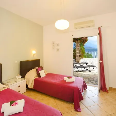 Leonoras House *