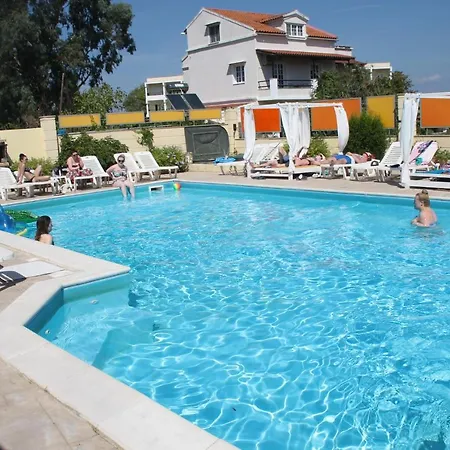 Hotel Kavos Central Kávos