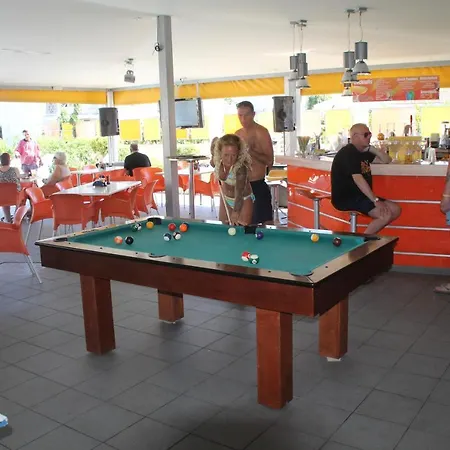Hotel Kavos Central