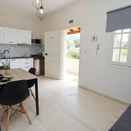 Apartment Kouros *