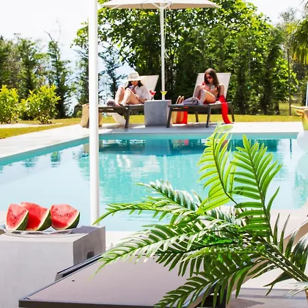Villa Grande Terra With Swimming Pool