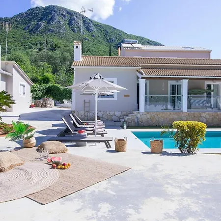 Grande Terra With Swimming Pool *