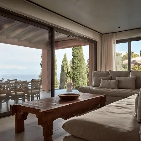 Innerpeace Villa, A Glorious 4acres Hideaway, By Thinkvilla Achílleion