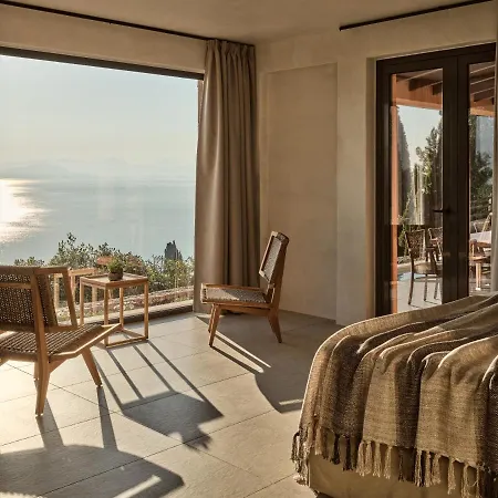 Villa Innerpeace Villa, A Glorious 4acres Hideaway, By Thinkvilla Achílleion