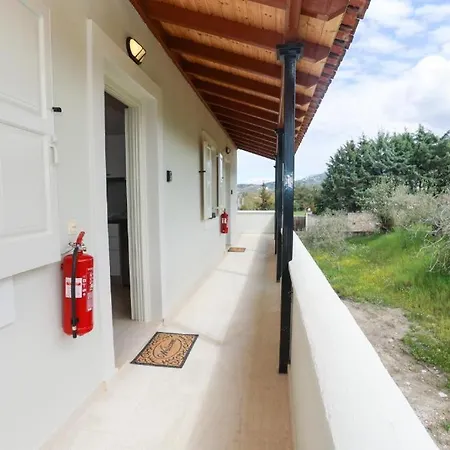 Kouros Apartment