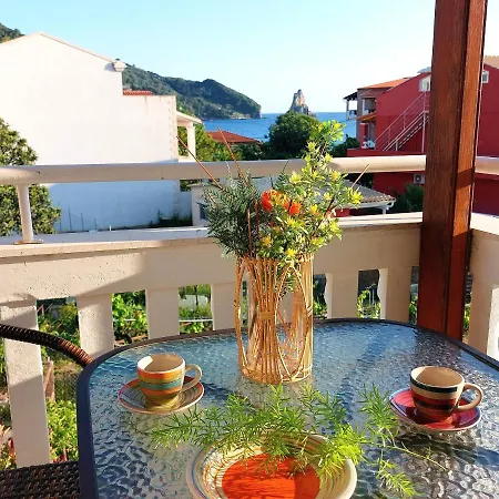 Apartment Dantina Agios Gordios *