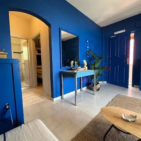 Apartment Costal