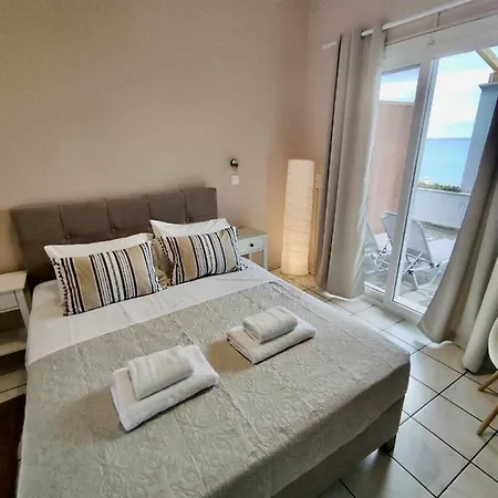 Aparthotel Nereides *