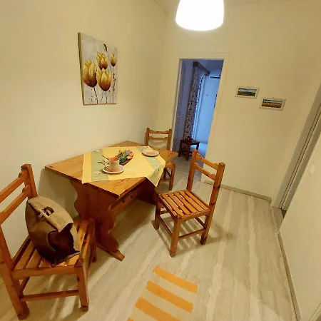 Dantina Agios Gordios Apartment