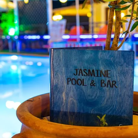 Jasmine & Apartment *