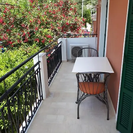 Garneli Apartment *