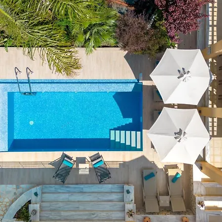 Serena, Eastern Corfu