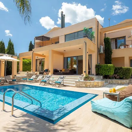 Serena, Eastern Corfu Villa