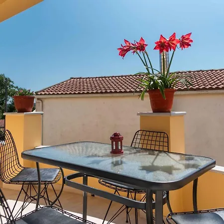 Guest house Georgia Lefkimmi (Corfu)