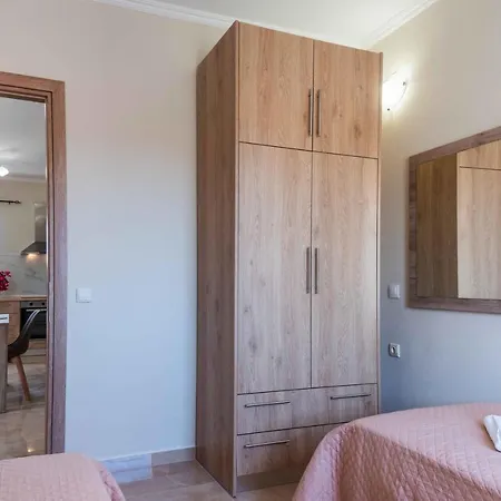 Georgia Guest house Lefkimmi (Corfu)