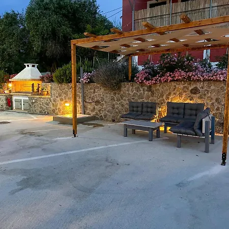 Gialos House Holiday home Agia Pelagia Chlomou