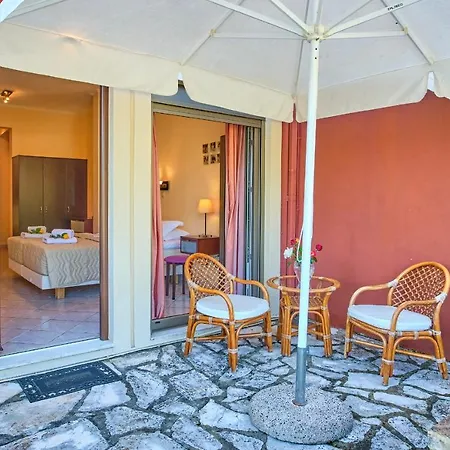 Chrismos Luxury Corfu Aparthotel Apraos