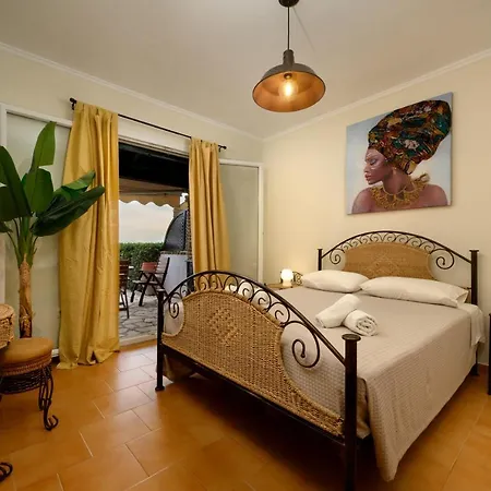 Seaduced Beachfront By Corfuescapes * Glyfada (Corfu)