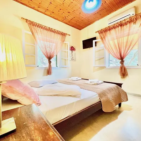 Villa Thespina With Private Pool By Dadovillas Apraos