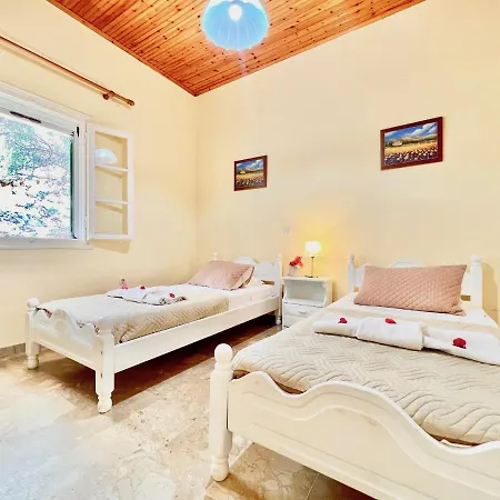 Villa Thespina With Private Pool By Dadovillas