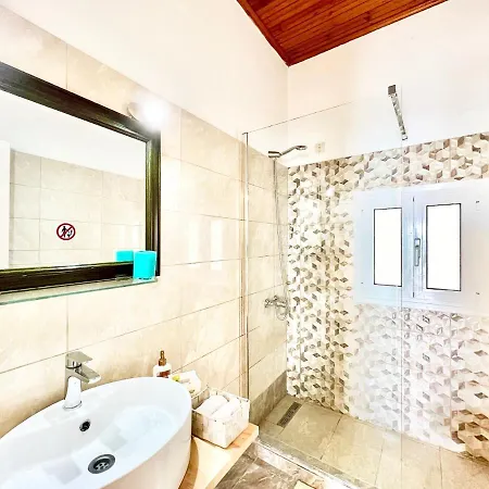 Villa Thespina With Private Pool By Dadovillas Apraos
