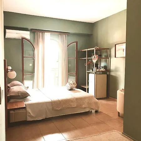 Guest house Lord Ape Club Benitses (Corfu)